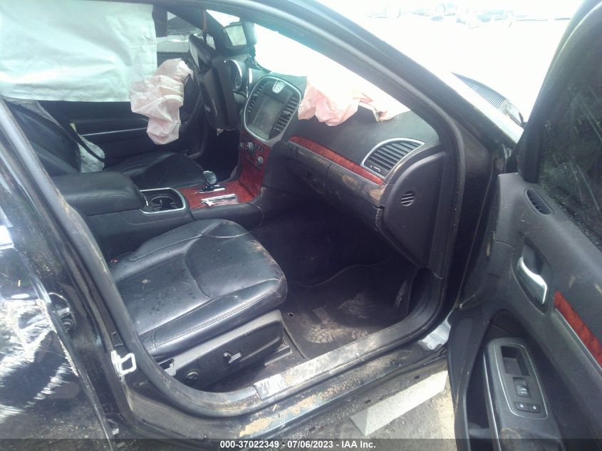 2013 CHRYSLER 300 - 2C3CCARG3DH529295