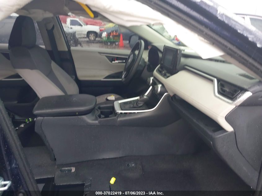 2019 TOYOTA RAV4 XLE - JTMP1RFV7KD007610
