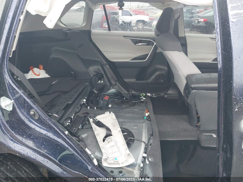 2019 TOYOTA RAV4 XLE - JTMP1RFV7KD007610