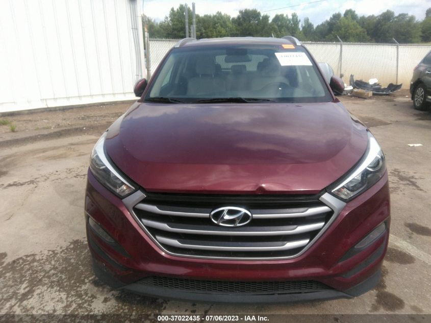 2017 HYUNDAI TUCSON SE - KM8J33A4XHU391057