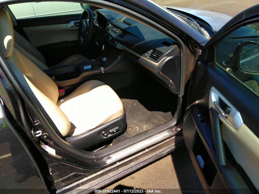 2013 LEXUS CT 200H HYBRID - JTHKD5BH9D2135371