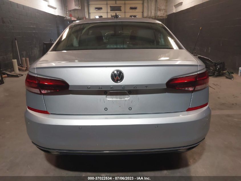 1VWCA7A38LC026695 Volkswagen Passat 2.0T SEL 17