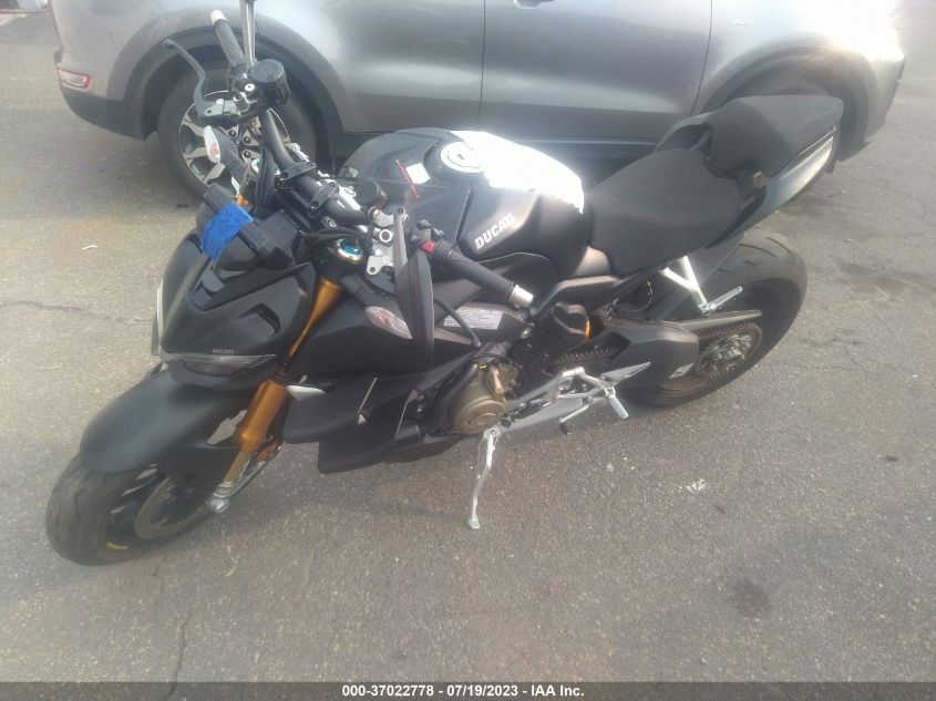2021 DUCATI STREETFIGHTER V4/V4S ZDMFAKNW0MB006007