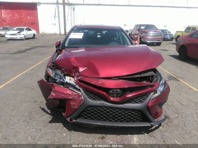 2018 TOYOTA CAMRY L/LE/XLE/SE/XSE - 4T1B11HK7JU594920