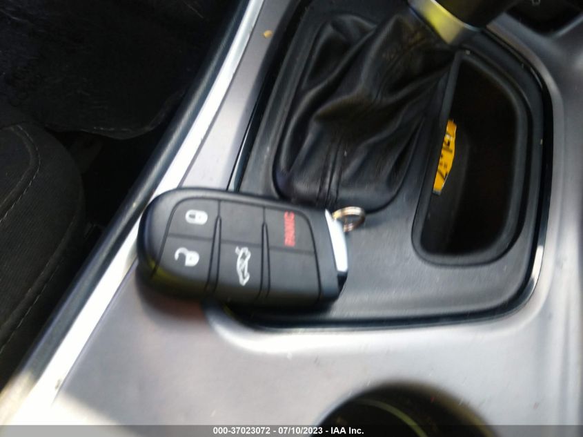 2019 DODGE CHALLENGER SXT - 2C3CDZAGXKH716778