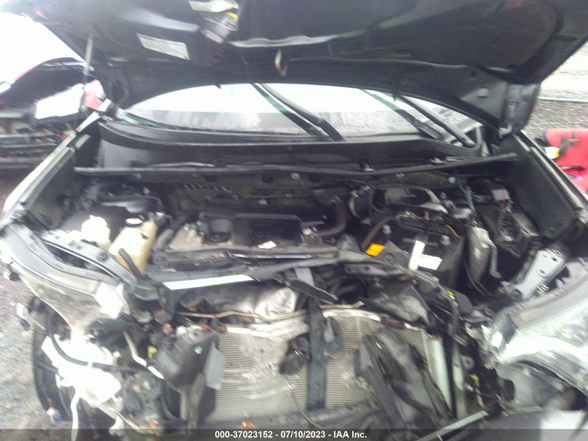 VIN JTMRFREV9JJ740852 2018 TOYOTA RAV4 ADVENTURE/XLE