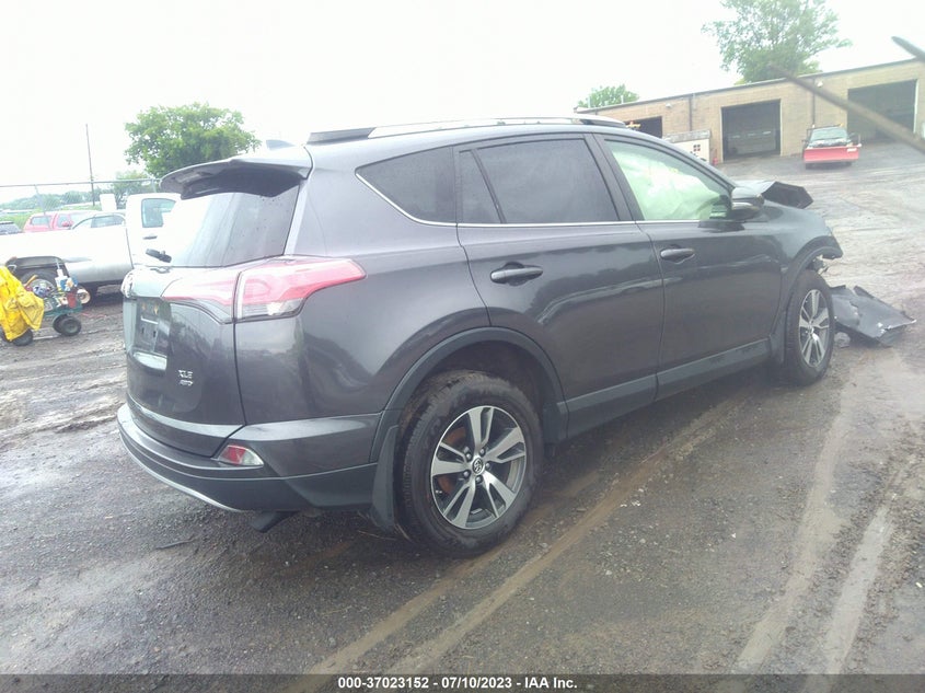VIN JTMRFREV9JJ740852 2018 TOYOTA RAV4 ADVENTURE/XLE