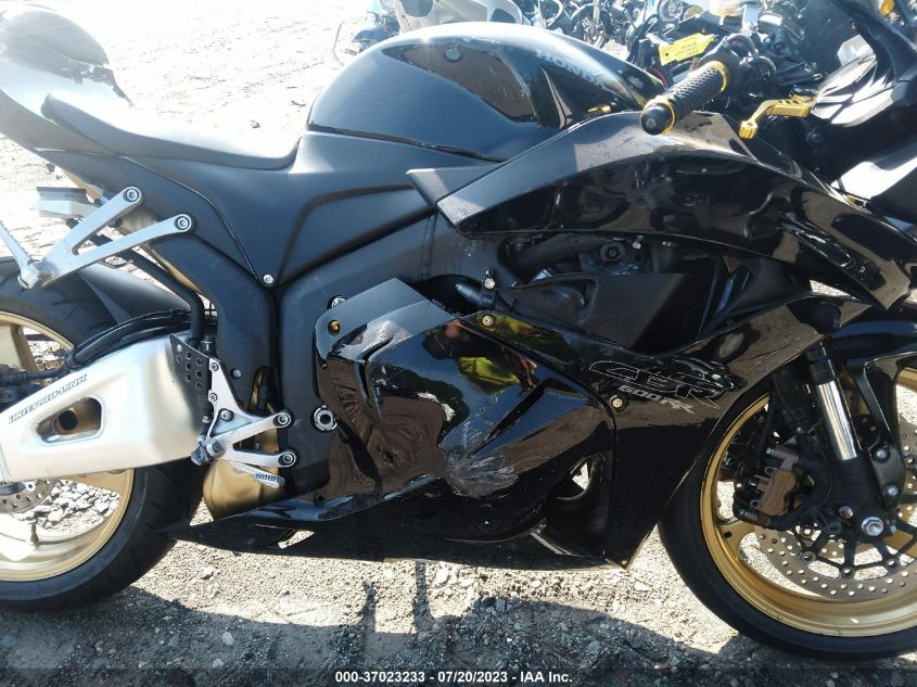 2011 HONDA CBR600 RR-ABS - JH2PC4089BK400009