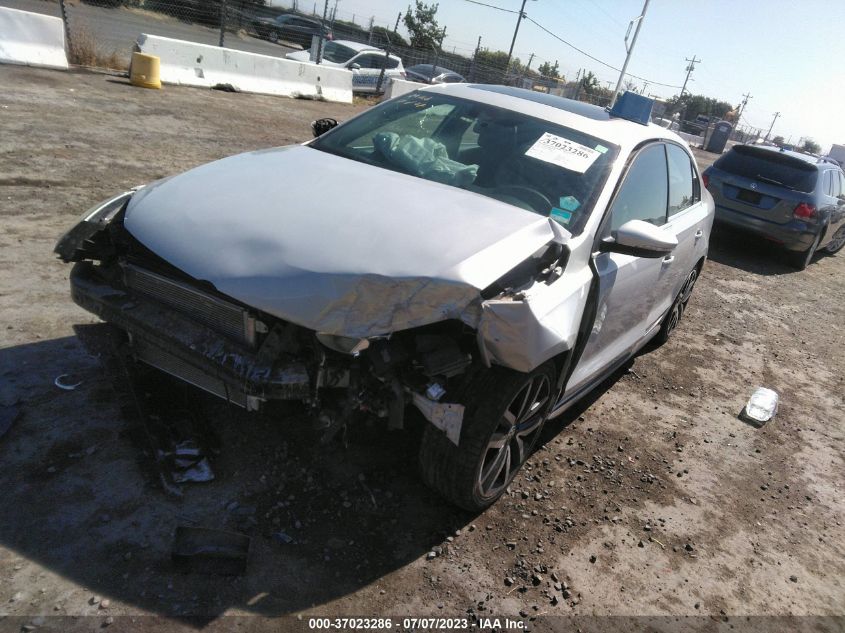 2013 VOLKSWAGEN GLI AUTOBAHN W/NAV 3VW4A7AJ9DM208893