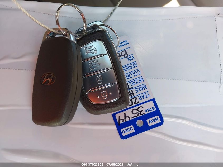 2017 HYUNDAI TUCSON SE PLUS - KM8J3CA48HU433791
