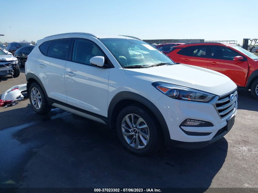 2017 HYUNDAI TUCSON SE PLUS - KM8J3CA48HU433791