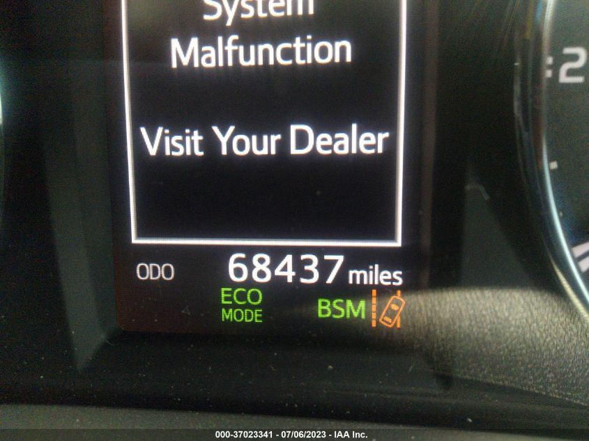 2018 TOYOTA RAV4 LIMITED/PLATINUM - JTMYFREV8JD109052
