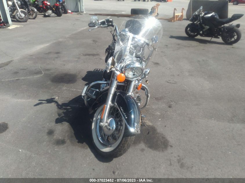 2016 HARLEY-DAVIDSON FLSTC HERITAGE SOFTAIL CLASSIC - 1HD1BWV10GB034231