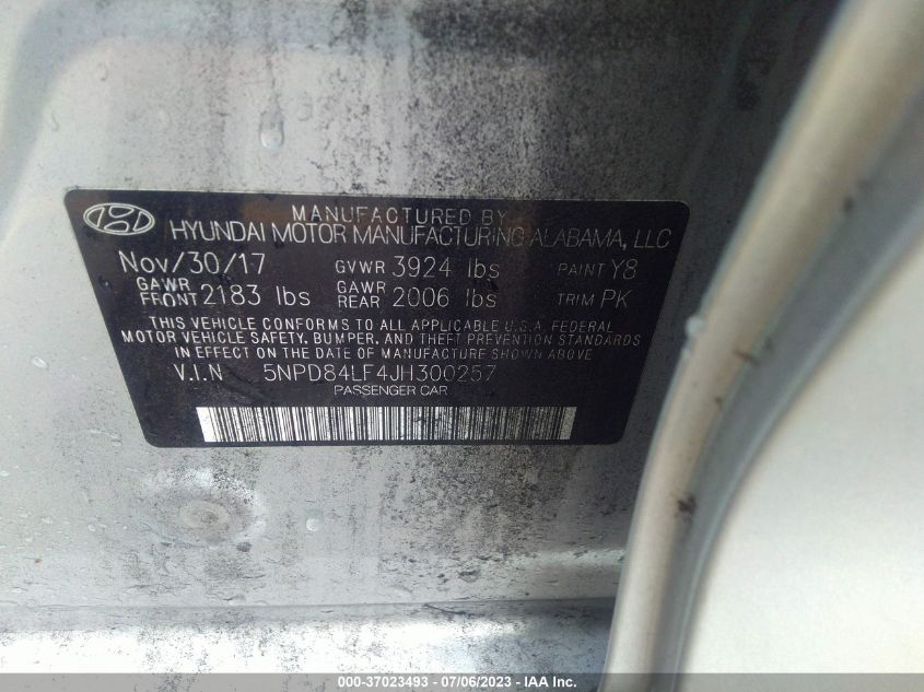 2018 HYUNDAI ELANTRA SEL - 5NPD84LF4JH300257