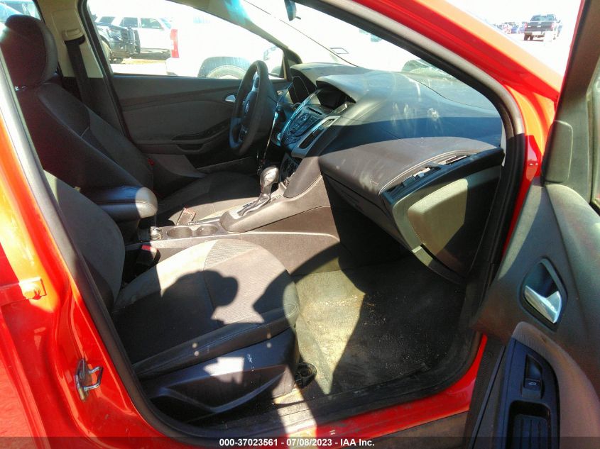 2013 FORD FOCUS SE - 1FADP3K29DL272988