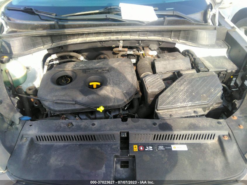 2016 HYUNDAI TUCSON LIMITED/SPORT AND ECO/SE - KM8J33A43GU235344