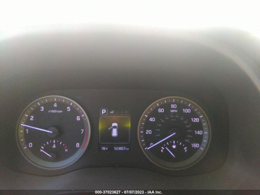 2016 HYUNDAI TUCSON LIMITED/SPORT AND ECO/SE - KM8J33A43GU235344