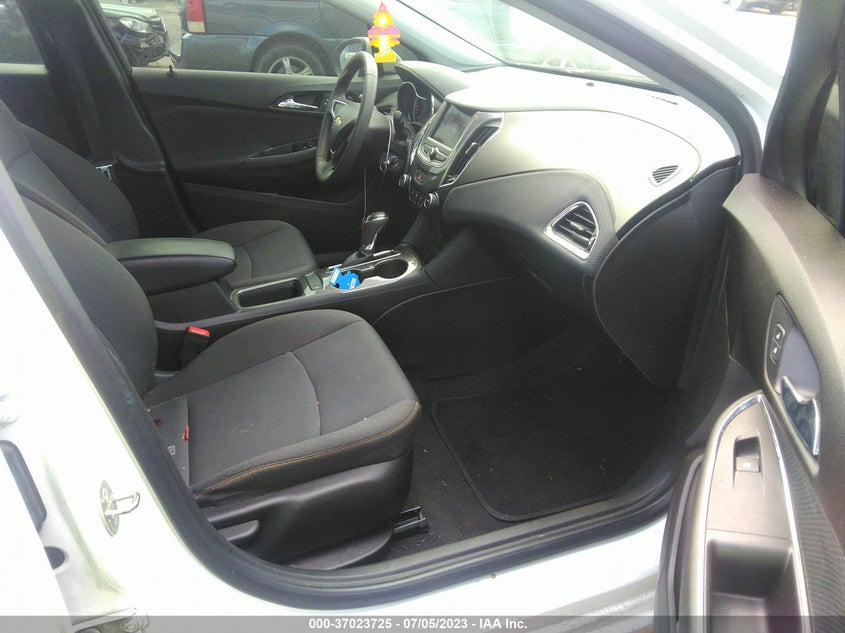 VIN 1G1BC5SM7K7150719 2019 CHEVROLET CRUZE LS
