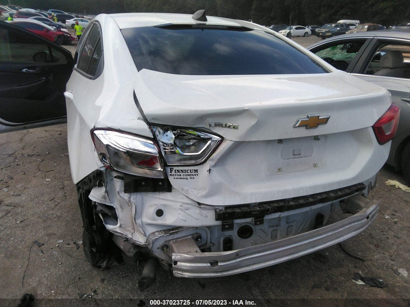 VIN 1G1BC5SM7K7150719 2019 CHEVROLET CRUZE LS