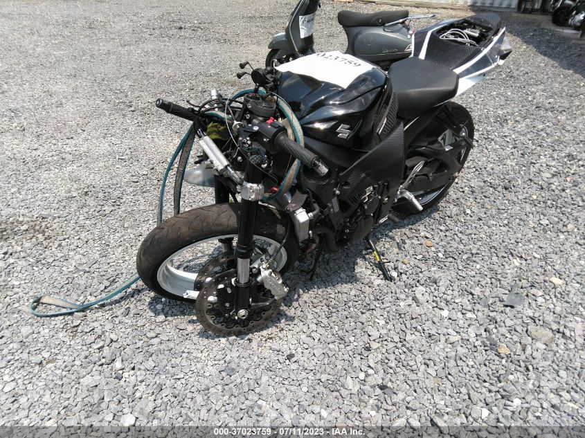 2019 SUZUKI GSX-R600 - JS1GN7FA2K7100324