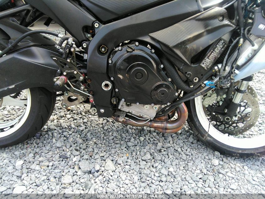 2019 SUZUKI GSX-R600 - JS1GN7FA2K7100324