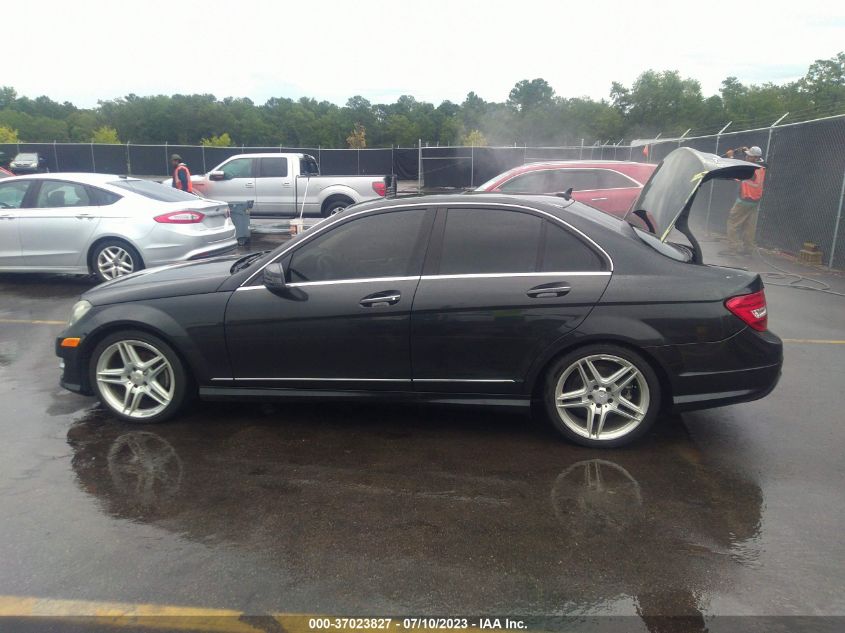 2014 MERCEDES-BENZ C-CLASS C 250 - WDDGF4HB9EG243174