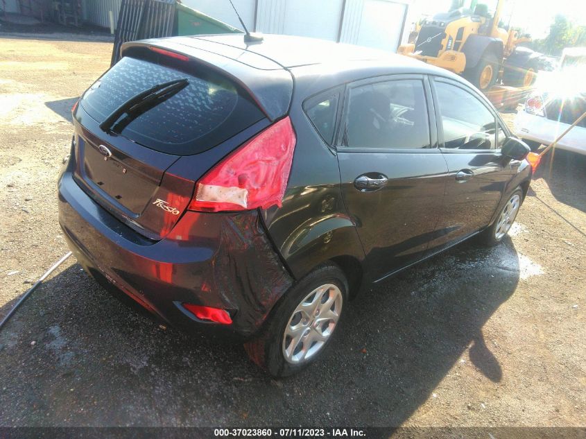 2013 FORD FIESTA SE - 3FADP4EJ0DM118595