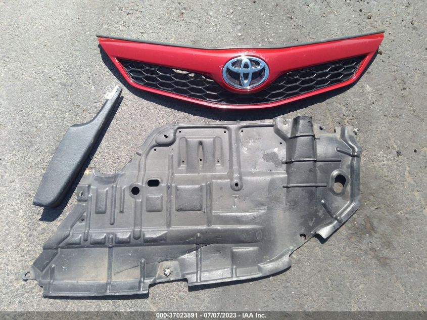 2013 TOYOTA CAMRY L/LE/SE/XLE - 4T1BF1FK0DU686475