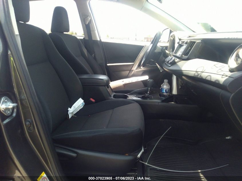 2016 TOYOTA RAV4 LE - JTMBFREV7GJ073385