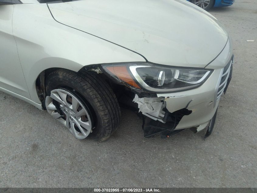2017 HYUNDAI ELANTRA SE - KMHD74LF1HU095575