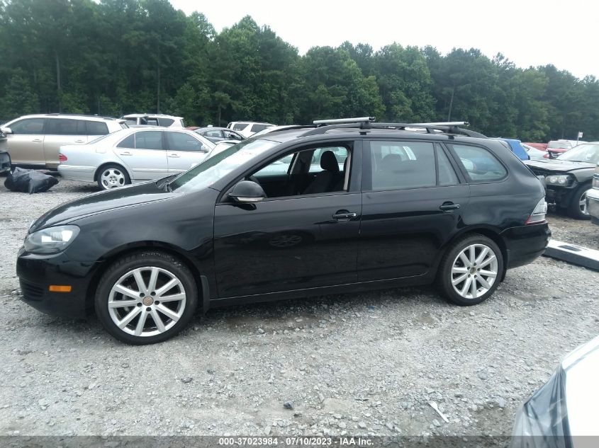 2013 VOLKSWAGEN JETTA SPORTWAGEN S - 3VWPP7AJ5DM669214