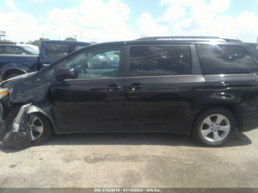 2017 TOYOTA SIENNA LE - 5TDKZ3DC6HS776484