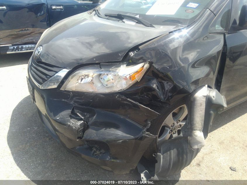 2017 TOYOTA SIENNA LE - 5TDKZ3DC6HS776484
