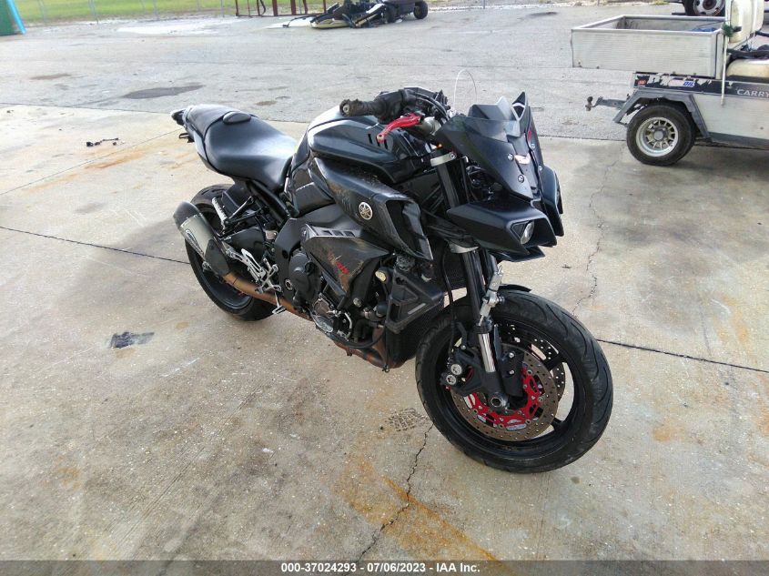 2017 YAMAHA FZ10 - JYARN48E1HA001160