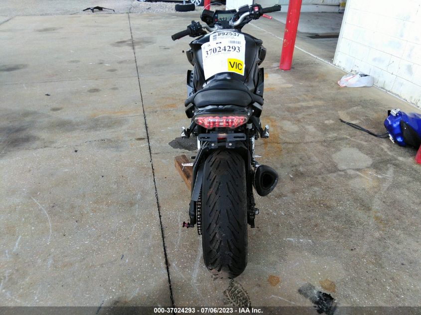 2017 YAMAHA FZ10 - JYARN48E1HA001160