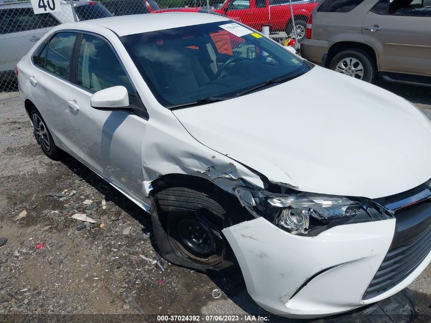 2015 TOYOTA CAMRY LE - 4T1BF1FK4FU012588