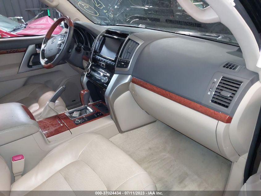 2013 TOYOTA LAND CRUISER JTMHY7AJXD4019133