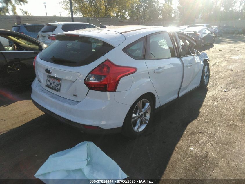 2014 FORD FOCUS SE - 1FADP3K20EL111561