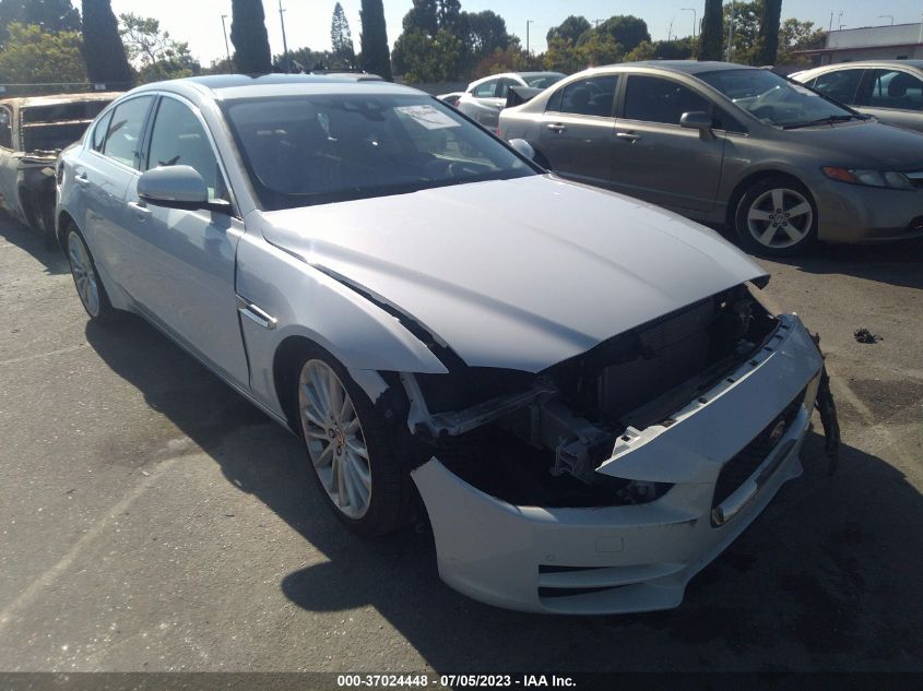 SAJAH4EV5JCP17102 JAGUAR XE 35T PORTFOLIO LIMITED 2018