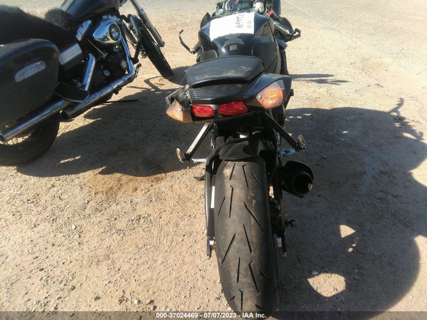 2011 SUZUKI GSX750 JS1GR7MAXB2102102
