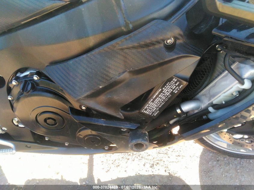 2011 SUZUKI GSX750 JS1GR7MAXB2102102