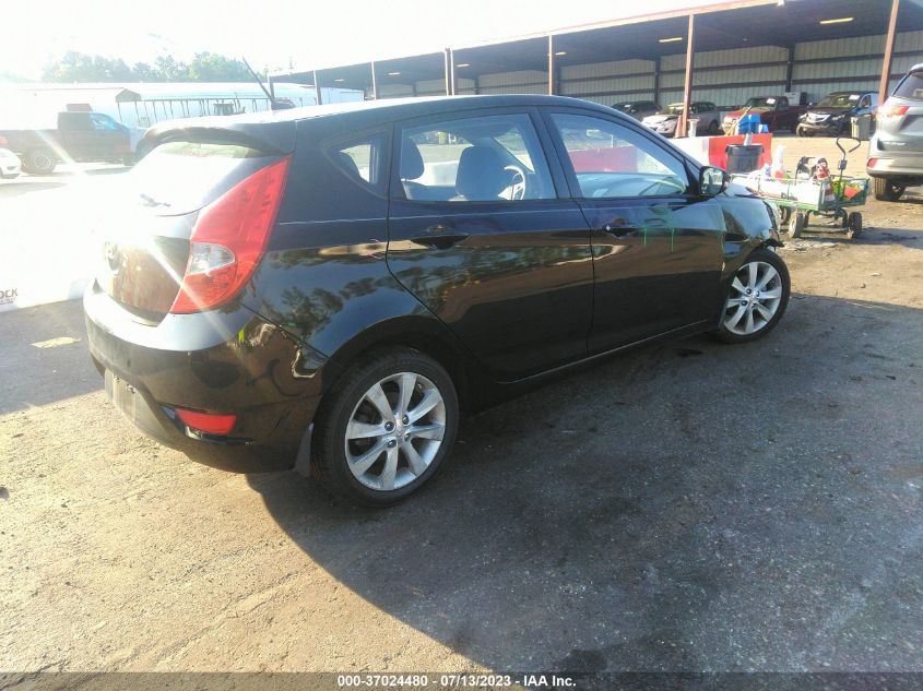 2013 HYUNDAI ACCENT SE - KMHCU5AE7DU075068