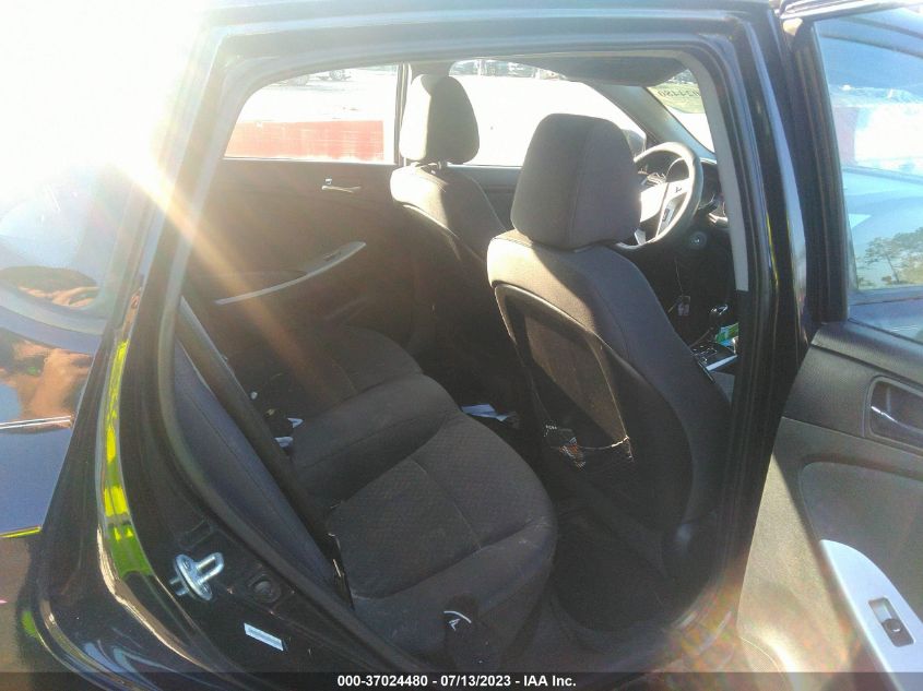 2013 HYUNDAI ACCENT SE - KMHCU5AE7DU075068