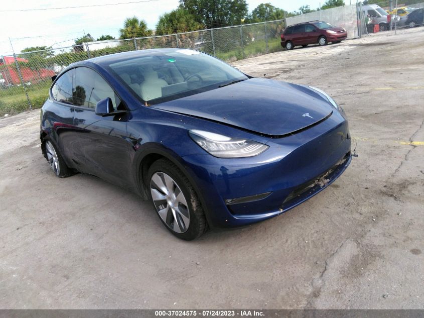 2021 TESLA MODEL Y STANDARD RANGE - 5YJYGDED9MF109128