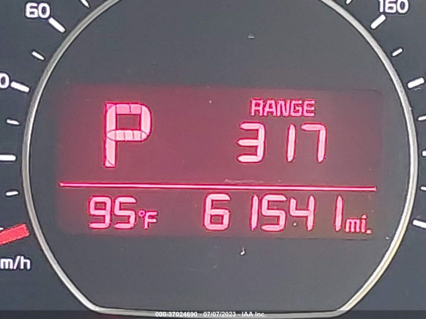 2017 KIA SOUL + - KNDJP3A54H7473771
