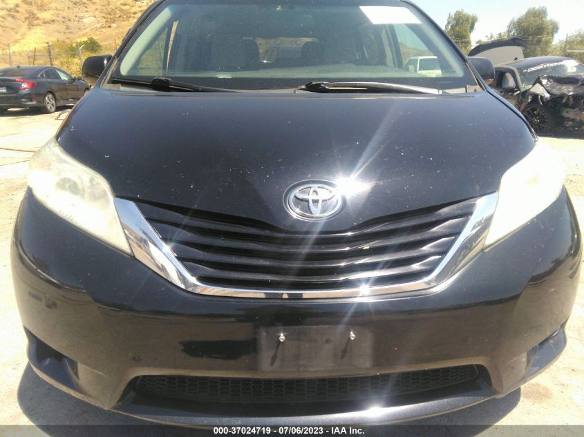 2015 TOYOTA SIENNA LE - 5TDKK3DC1FS609807