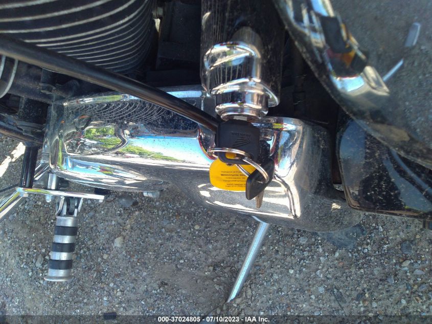2001 HONDA VT1100 C2 1HFSC43001A103472