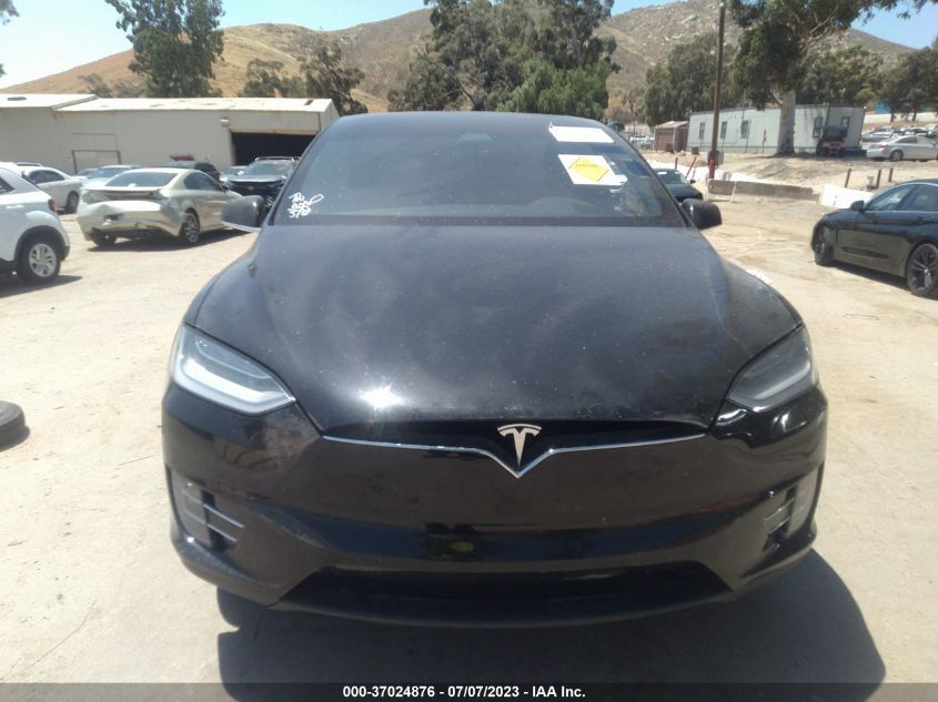 2020 TESLA MODEL X - 5YJXCAE2XLF304447