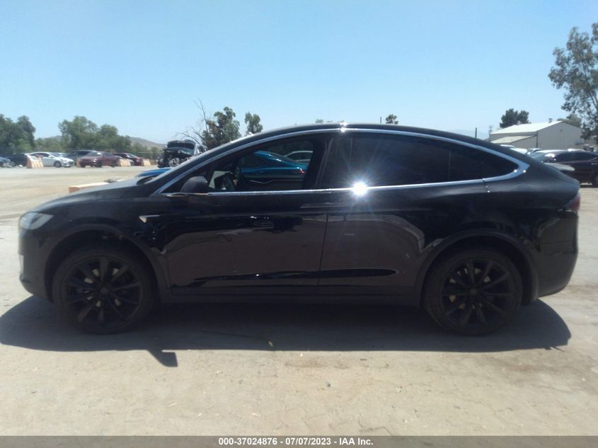 2020 TESLA MODEL X - 5YJXCAE2XLF304447