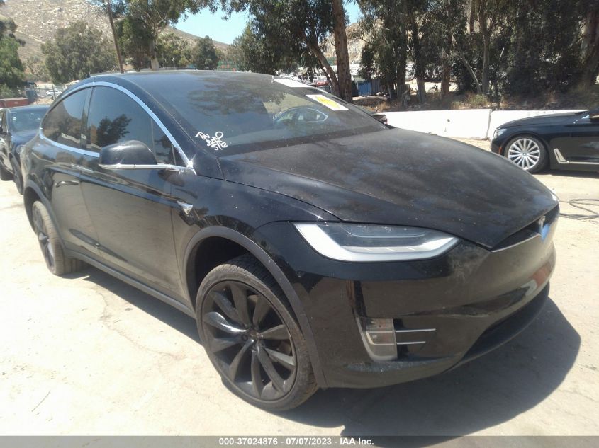 2020 TESLA MODEL X - 5YJXCAE2XLF304447